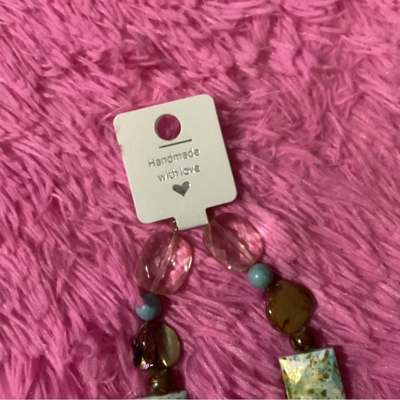 HANDCRAFTED BY US, TURQUOISE AND GLASS BEAD 18” NECKLACE - Picture 3 of 5